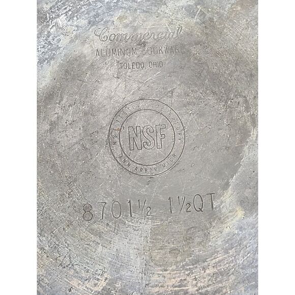 Calphalon Commercial Aluminum Cookware hard anodized 1½ QT sauce pan w lid GUC - Picture 10 of 11